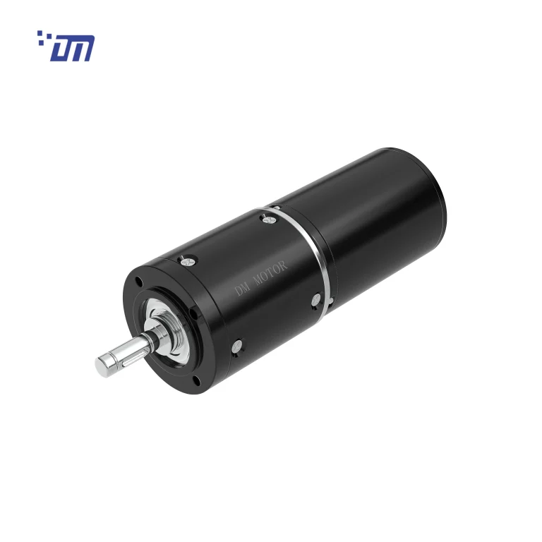 DM-52PBL5067 52mm brushless planetary gear motor, 12V/24V, side view, white background